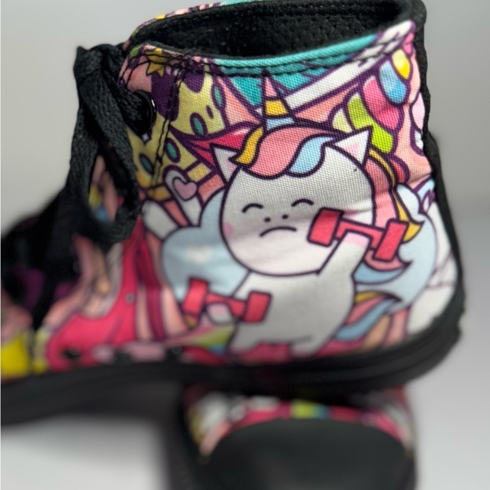 RAAD high top shoe. Unicorn cartoon. W 8.5 M 7